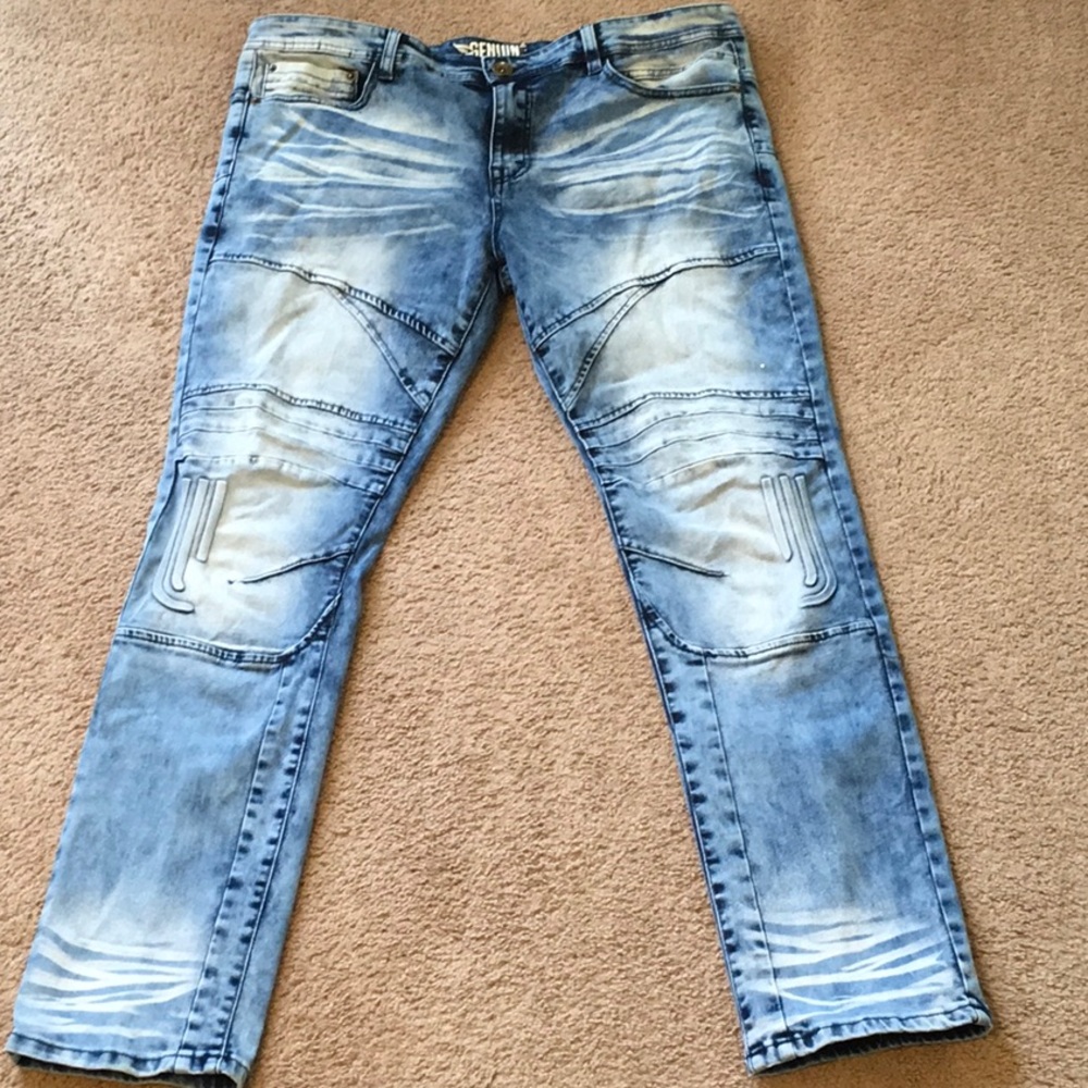 GENUINE DENIM Slim Moto Jeans W/ Articulated Knees